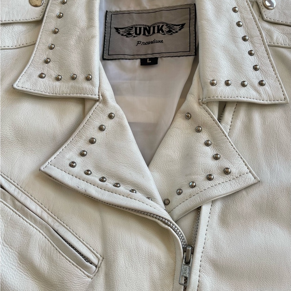 White leather studded jacket - Picture 3 of 8